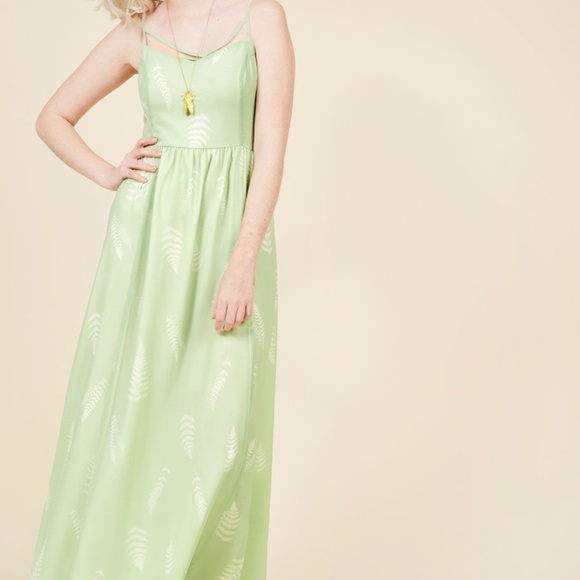 Modcloth Envision the Mission Maxi Dress in Mint - Picture 3 of 8